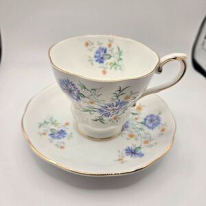 Vintage Embassy Bone China Cup Saucer Set Made In England Floral Gold Trim